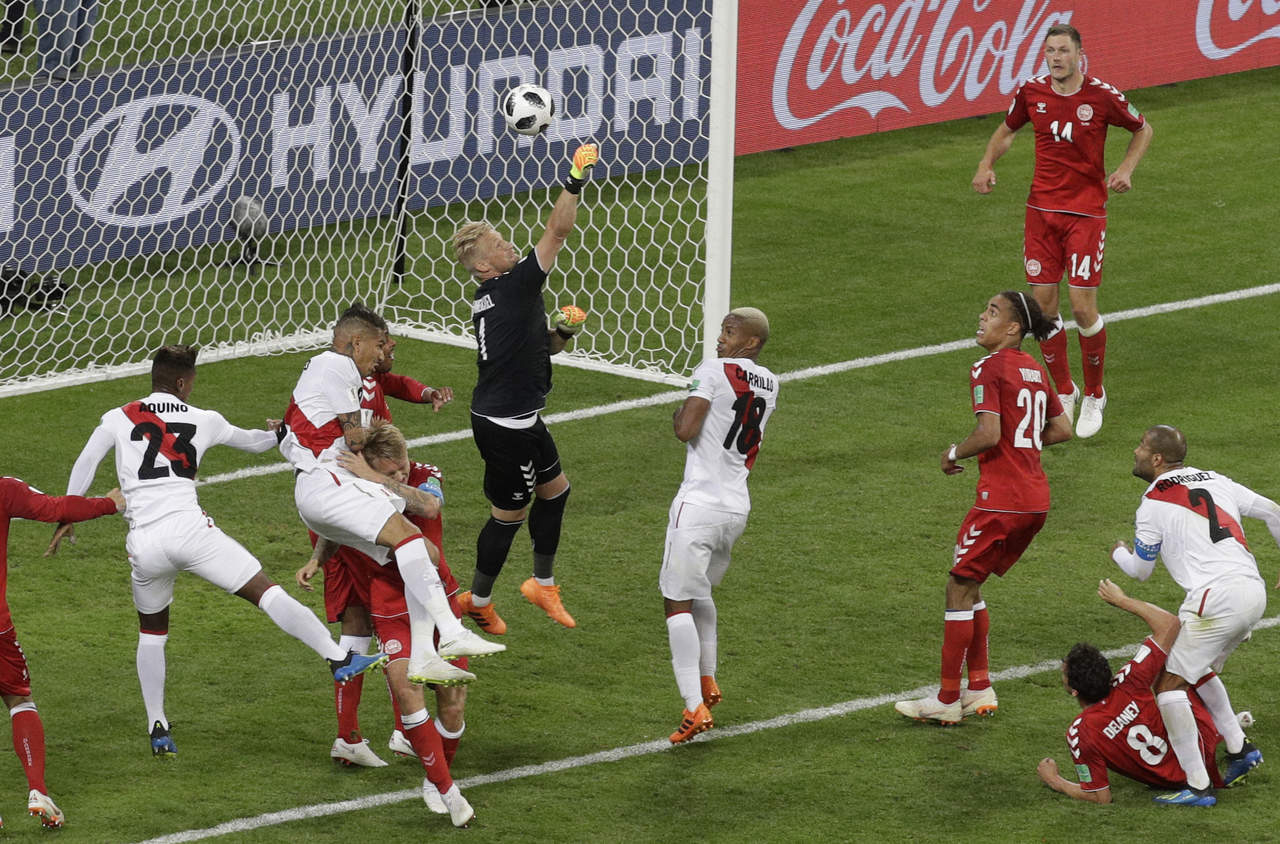 Perú cayó ante Dinamarca en el Mundial. (AP) 