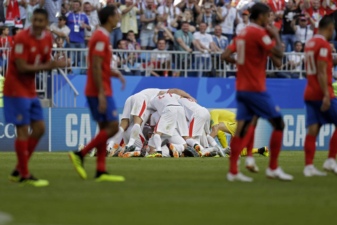 Con este resultado los serbios se llevan los tres puntos a falta del partido de Brasil contra Suiza.