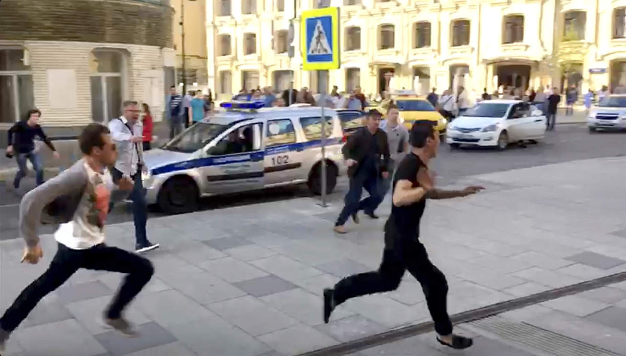 A prisión preventiva, taxista que atropelló a peatones en Moscú