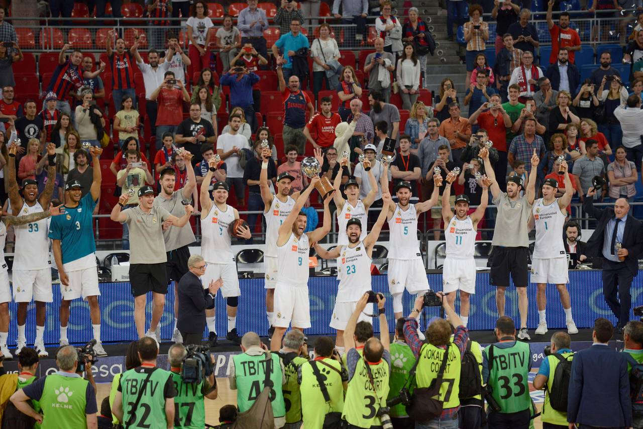 El Real Madrid de basquetbol se impuso 96-85 al Baskonia para conquistar su título 34 de la Liga Endesa. Ayón y el Real Madrid ganan título de la Liga Endesa