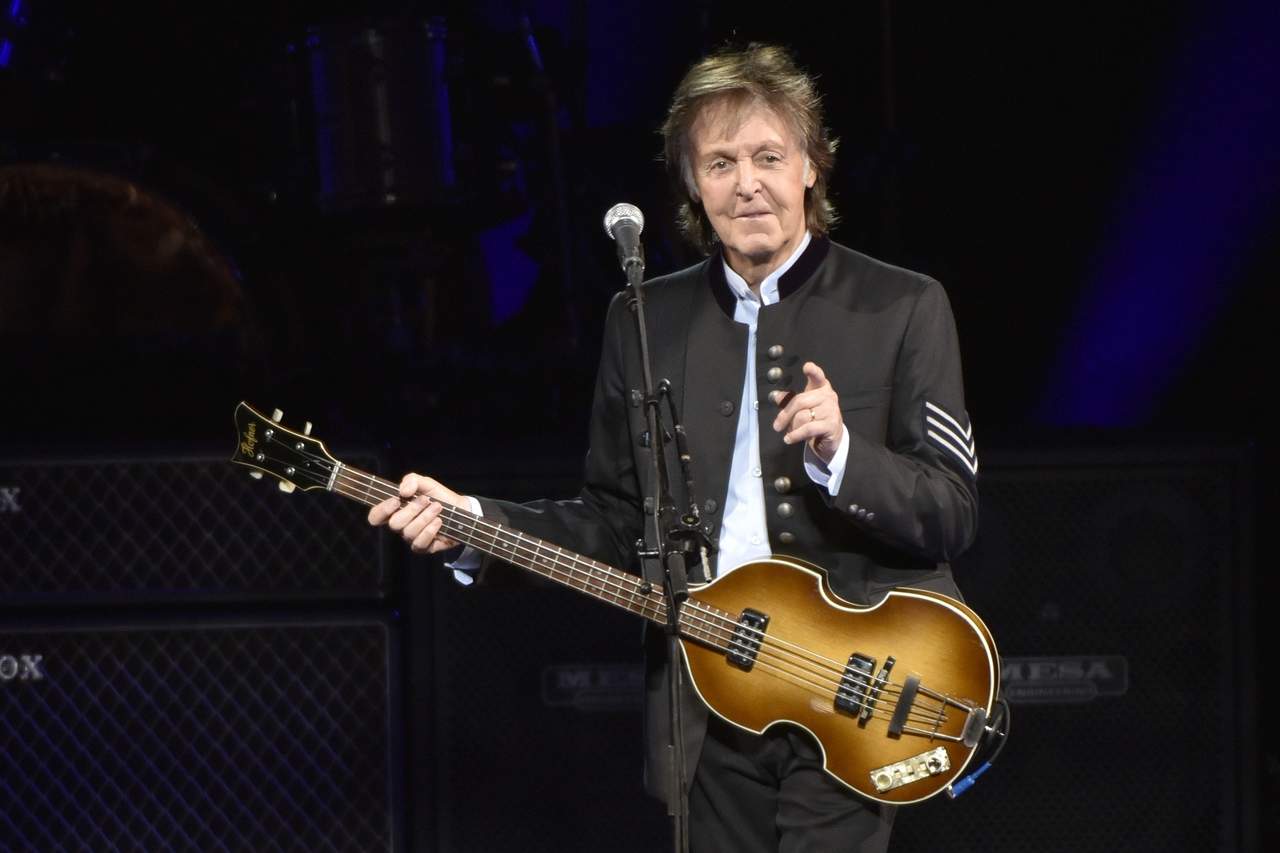 Paul McCartney ha logrado mantener al mundo en suspenso y ayer lanzó un sencillo doble. (ARCHIVO)