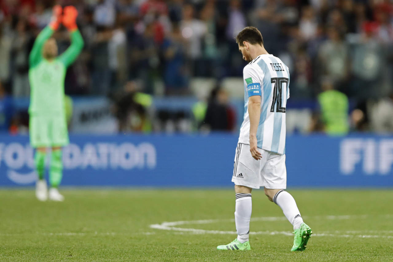 Messi, cabizbajo tras la derrota de su Selección ante Croacia.