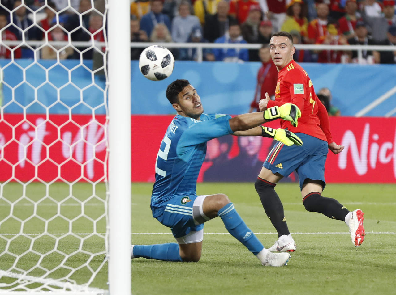 Aspas marcó el empate final para España.