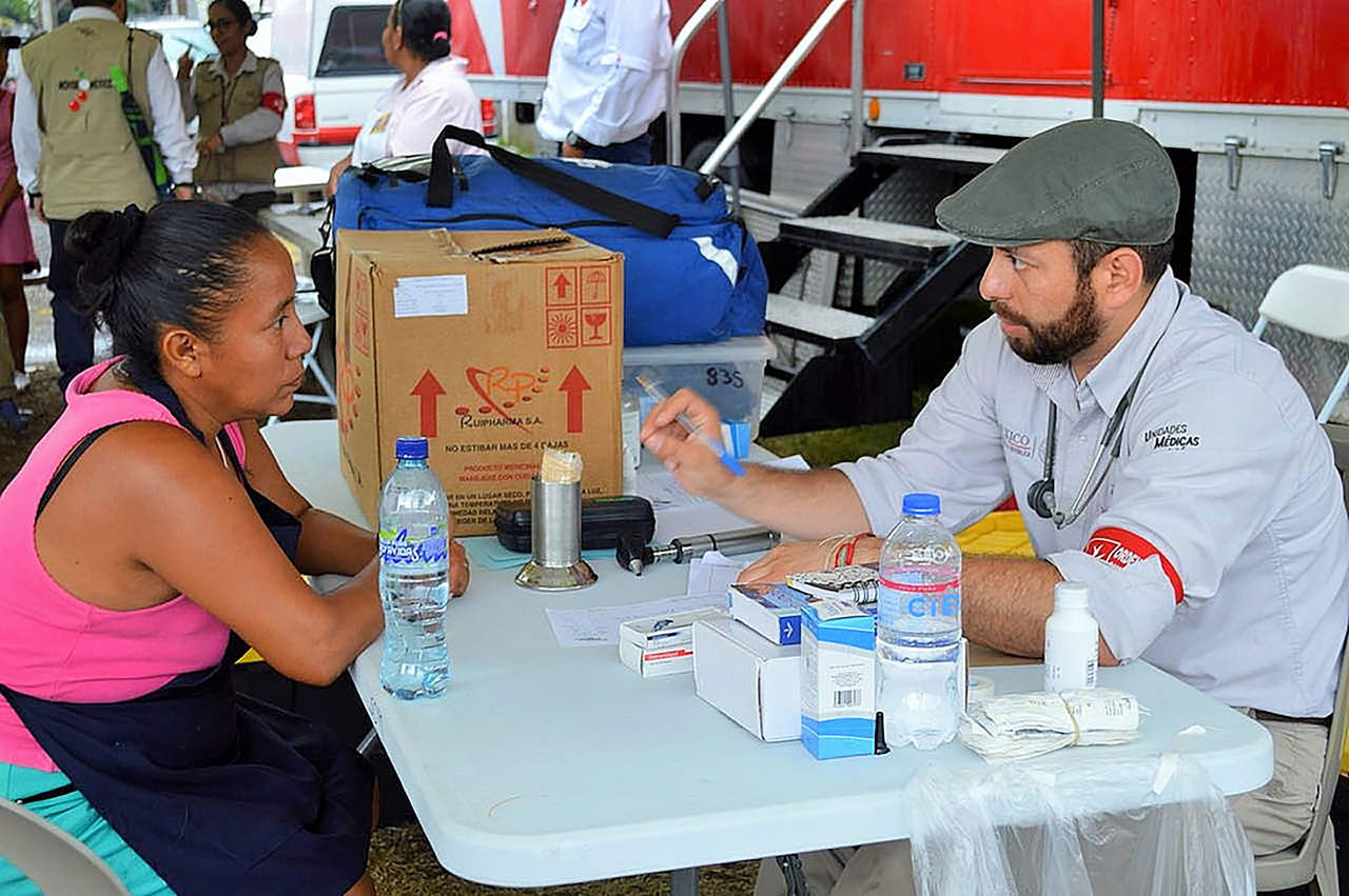 Ante ello, el Gobierno de Guatemala agradeció al pueblo y al Gobierno de México por su 'solidaridad, calidad humana de sus médicos y el incondicional apoyo brindado durante esta emergencia'. (NOTIMEX)