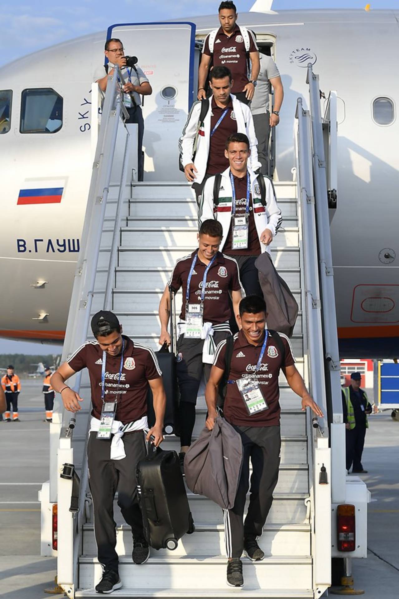 Los jugadores de la Selección Mexicana llegaron ayer a Ekaterimburgo alrededor de las 18:30 horas (tiempo local). (Cortesía Federación Mexicana)
