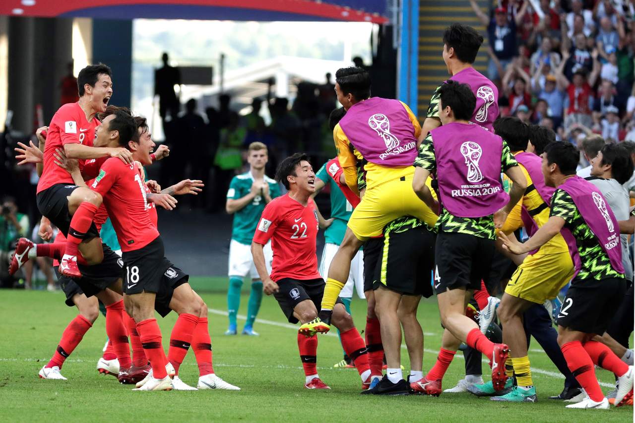 Aunque no lograron pasar de la fase de grupos, Corea del Sur celebró en grande su triunfo histórico.