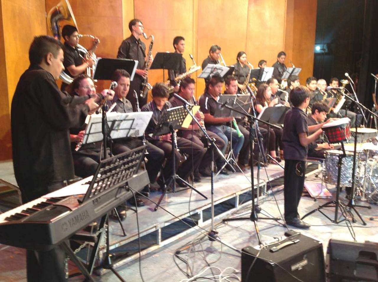 Nivel. Los alumnos de la escuela de música Santa Cecilia han logrado un nivel académico notable gracias a sus maestros. (CORTESÍA)