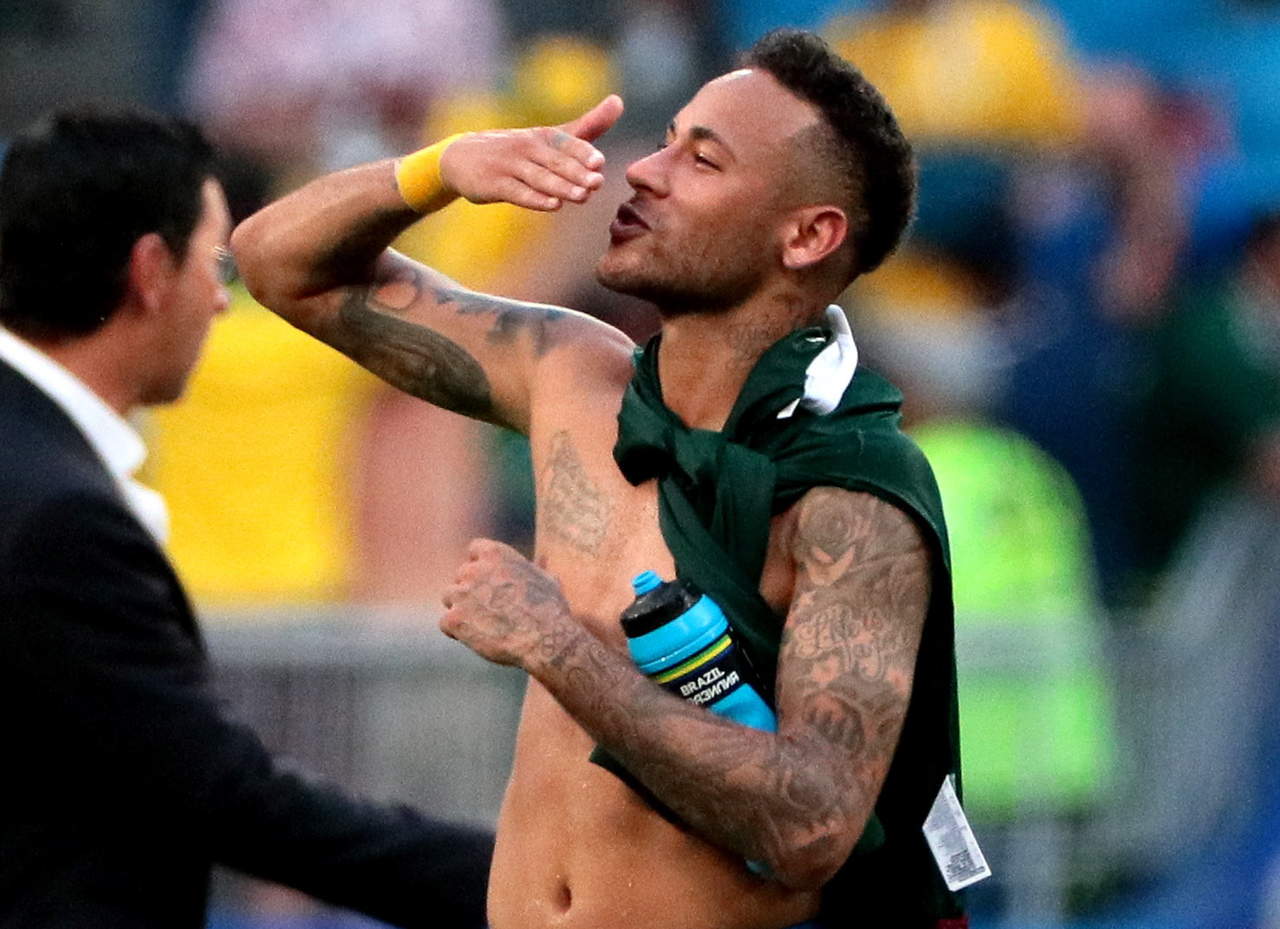 Neymar aseguró que a medida que está jugando más minutos se siente con más ritmo tras haber pasado tres meses y medio ausente por lesión.