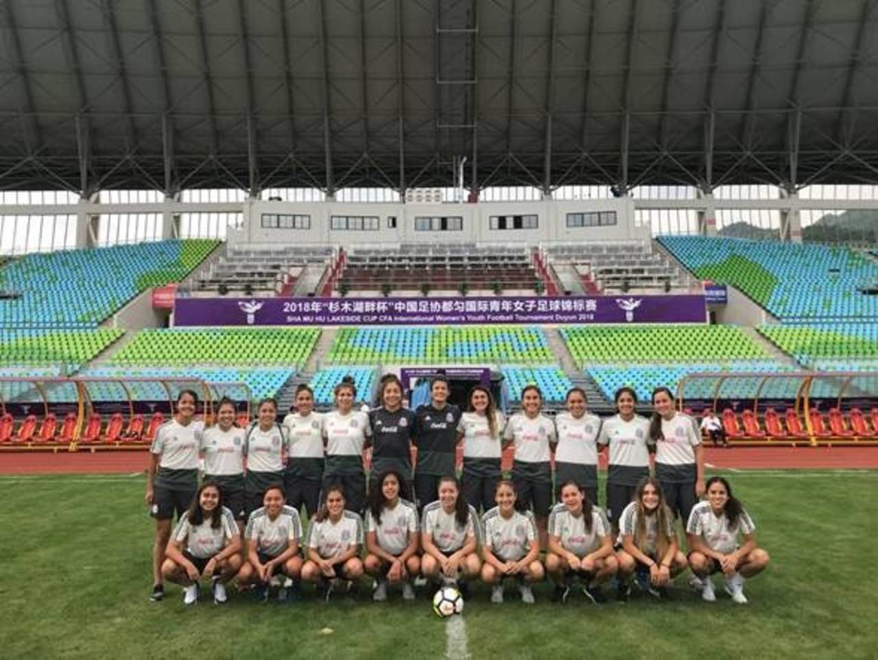 La selección mexicana de futbol femenil en categoría Sub 20, trabaja en territorio asiático antes de partir a la justa mundialista. (Especial)