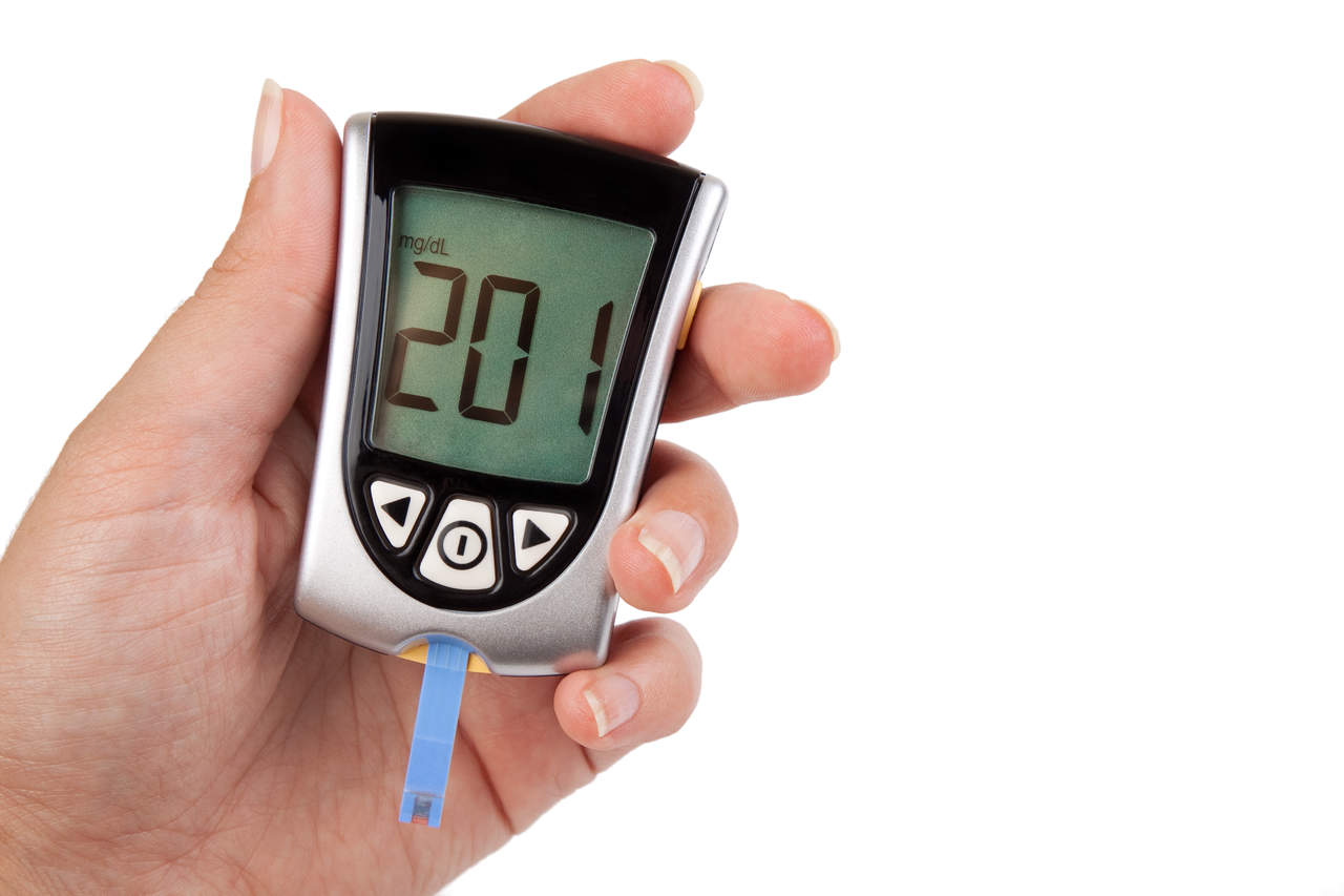 Desarrollan nuevo dispositivo para medir la glucosa sin dolor