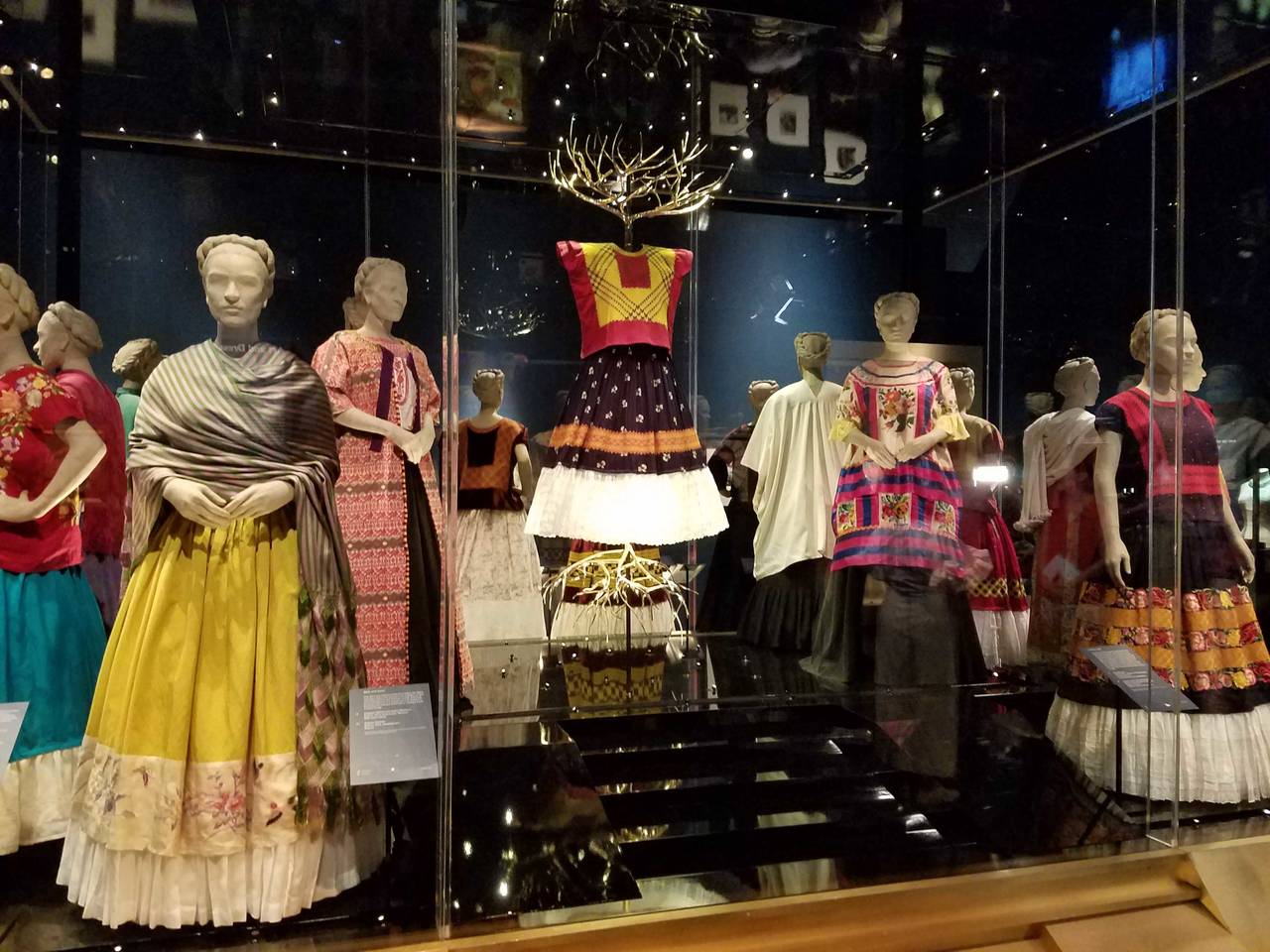 Objetos. La muestra temporal 'Frida Kahlo: Making Herself Up', entre Victoria & Albert Museum y la Casa Azul de Coyoacán.
