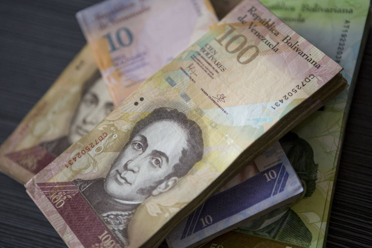 Países caros. En junio pasado la inflación en Venezuela se ubicó en 128.4 por ciento anual. (ARCHIVO)