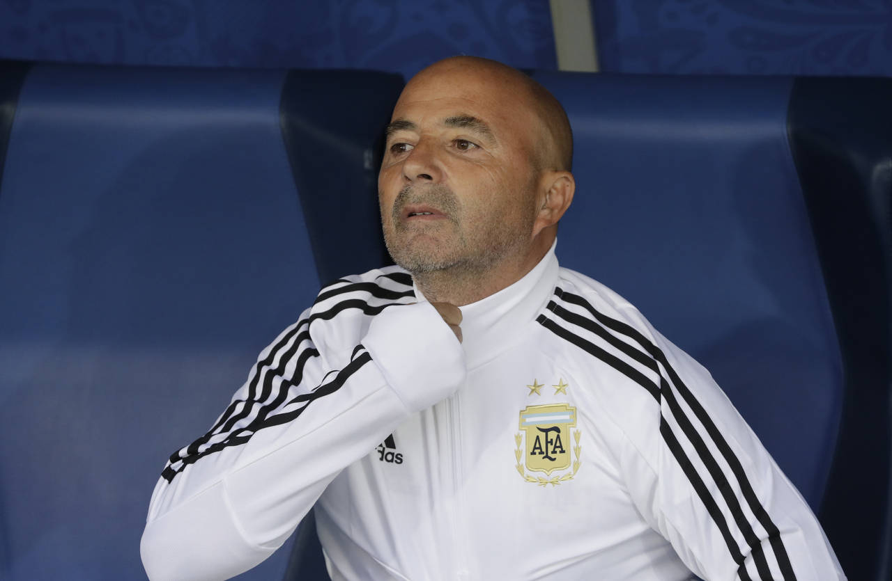 El entrenador argentino Jorge Sampaoli antes del juego por el Grupo D entre Argentina y Nigeria.