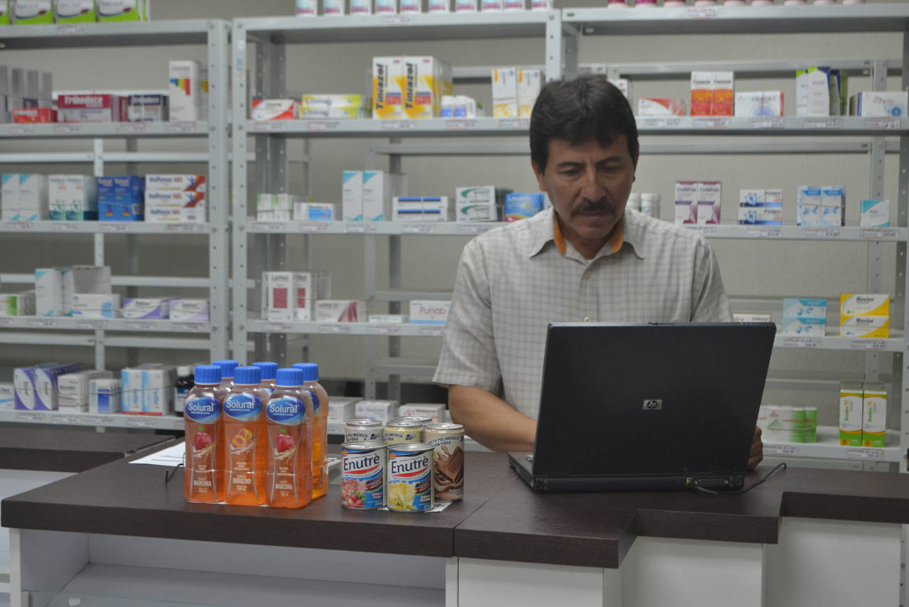 Servicio. Aseguran que los pacientes pueden adquirir las medicinas en el Hospital Municipal a un precio accesible. (ANGÉLICA SANDOVAL)