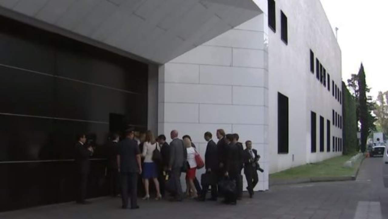 Delegación de EU llega a Los Pinos para reunión con Peña Nieto