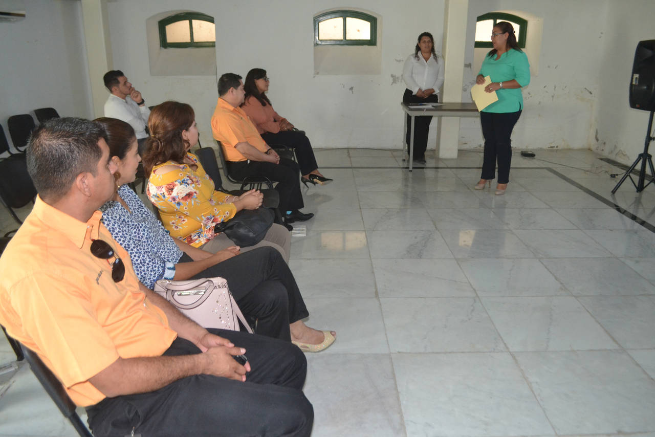 Proyecto. La presentación se hizo en la biblioteca Juan F. Brittingham de Gómez Palacio. 