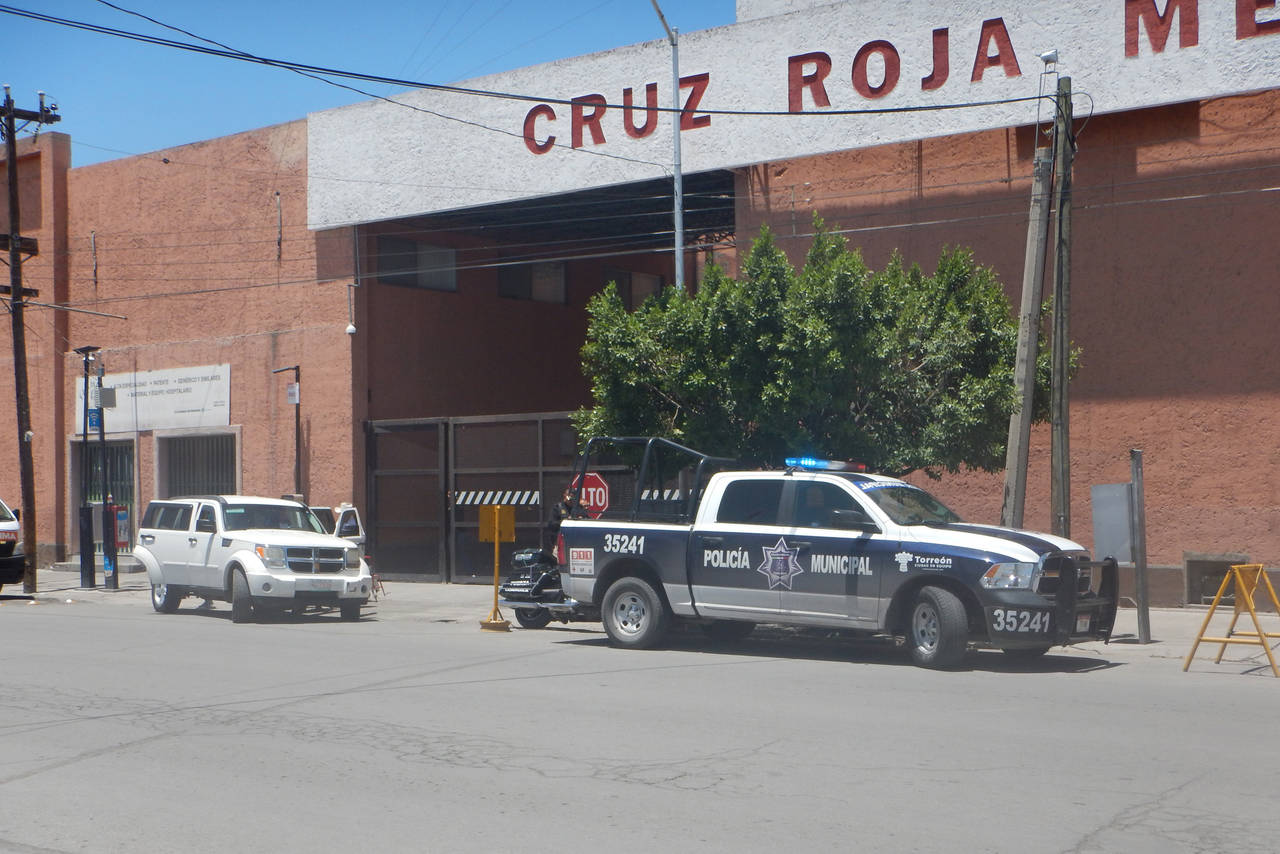 Lesionado. El joven fue llevado a la Cruz Roja de Torreón. (EL SIGLO DE TORREÓN)