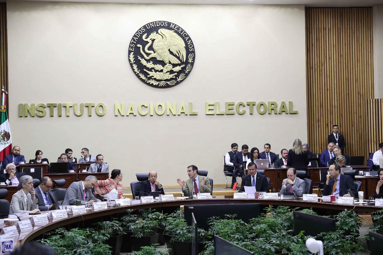 En un comunicado, precisó que la documentación provienen de los 300 distritos electorales federales en los que se divide el país. (ARCHIVO)