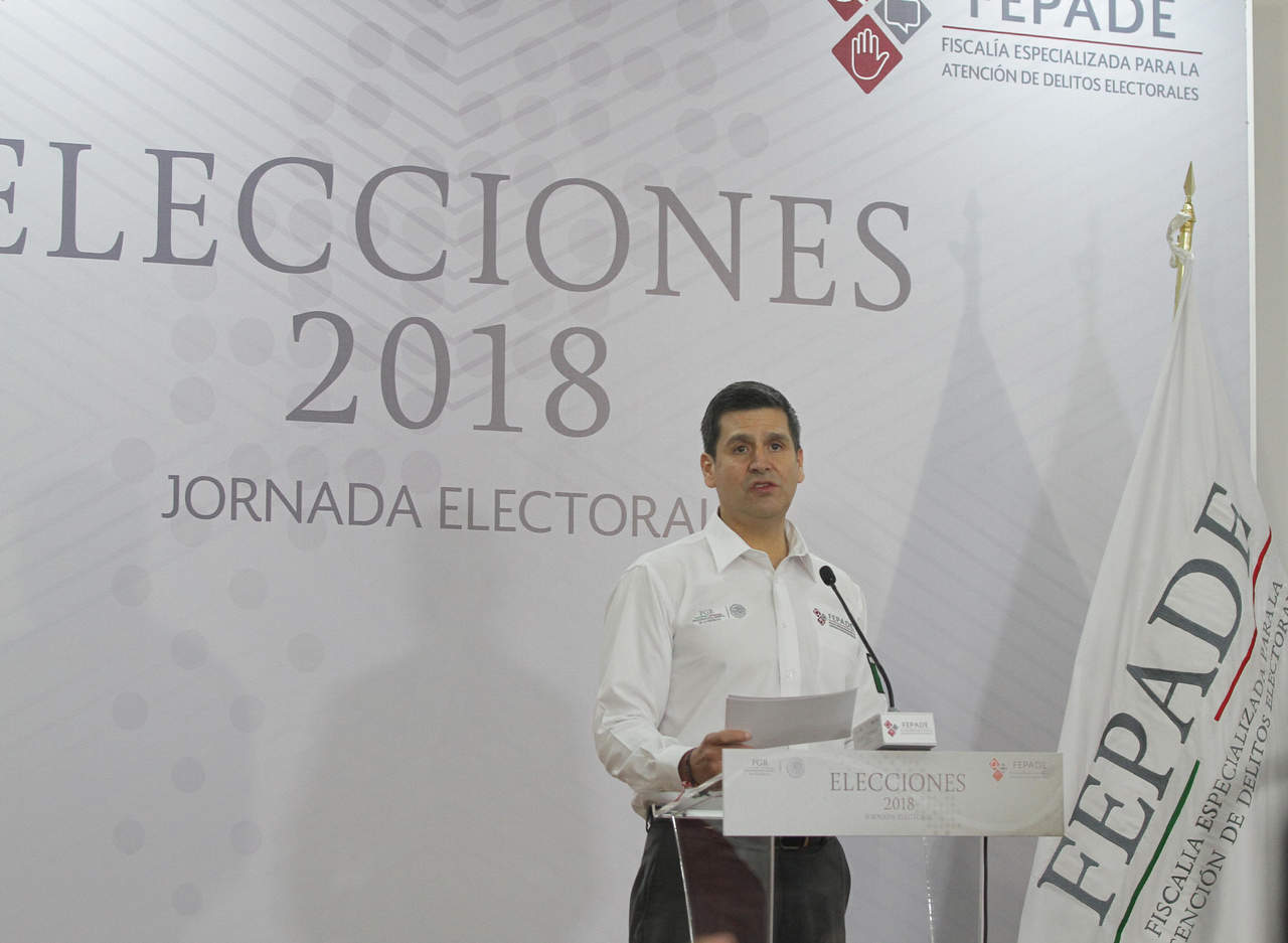Proceso. Fuentes federales confirmaron que la Fepade, que dirige Héctor Díaz Santana, finalmente fue notificada por el INE, por lo que desde ahora está en posibilidad de iniciar una carpeta de investigación por delitos electorales. (ARCHIVO)