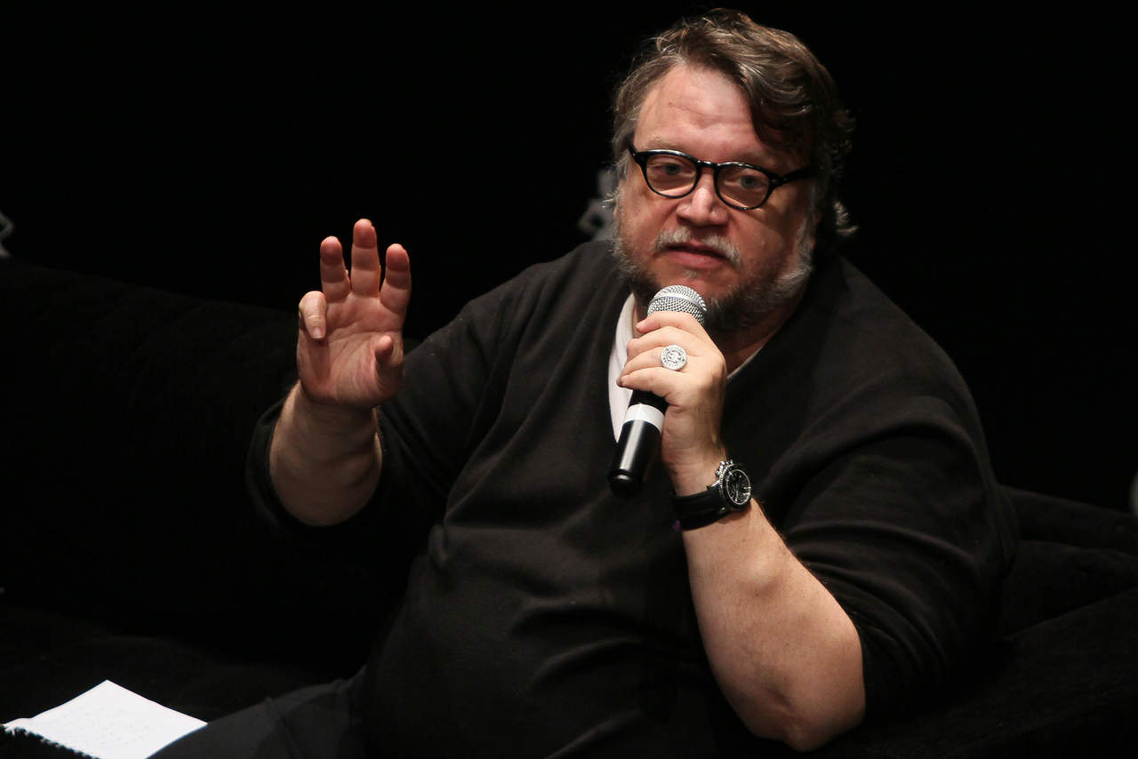 Guillermo del Toro enfrenta la pérdida de su padre. (ARCHIVO) 