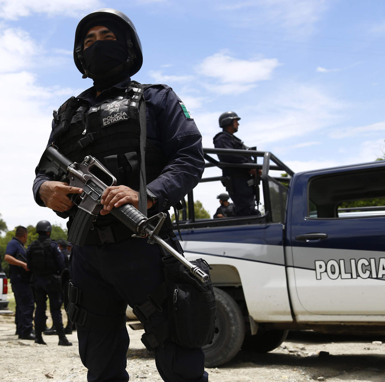 Elementos de la Agencia Estatal de Investigaciones (AEI), dependiente de la Fiscalía General del Estado de Oaxaca, fueron agredidos a balazos la tarde de ayer jueves en la región sierra sur del estado, hechos en que uno de sus integrantes resultó lesionado. (ARCHIVO)