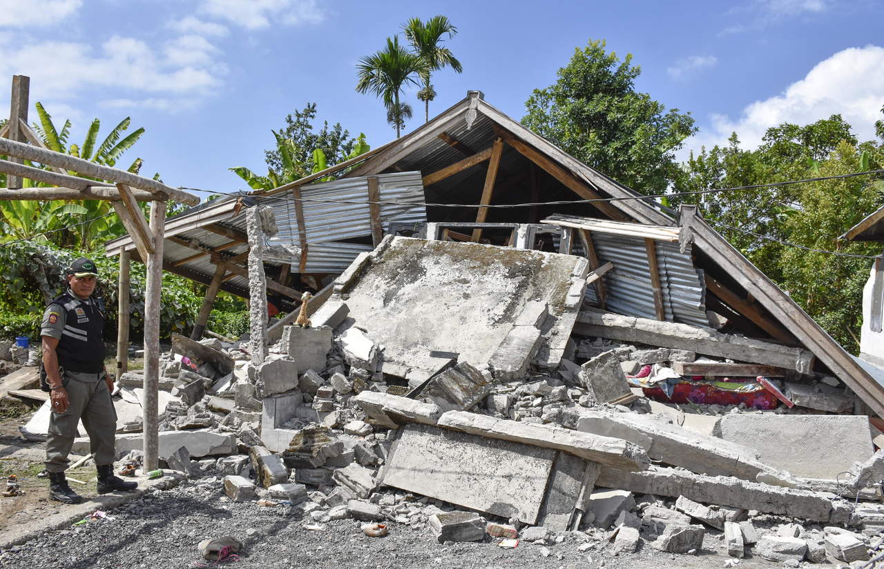 El sismo causó graves daños en edificios. (EFE) 