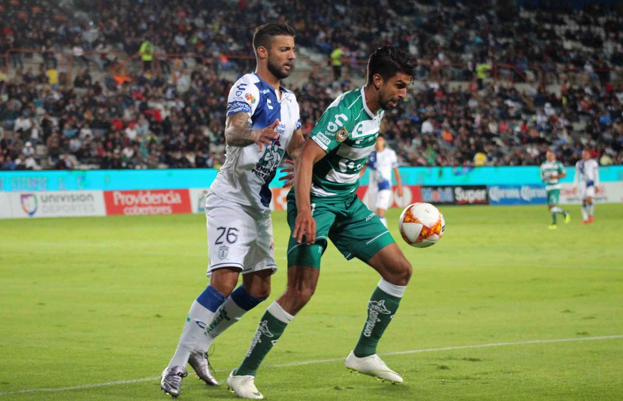 Eduardo Herrera arrancó como titular en el partido de Copa ante los Tuzos del Pachuca. (Cortesía)