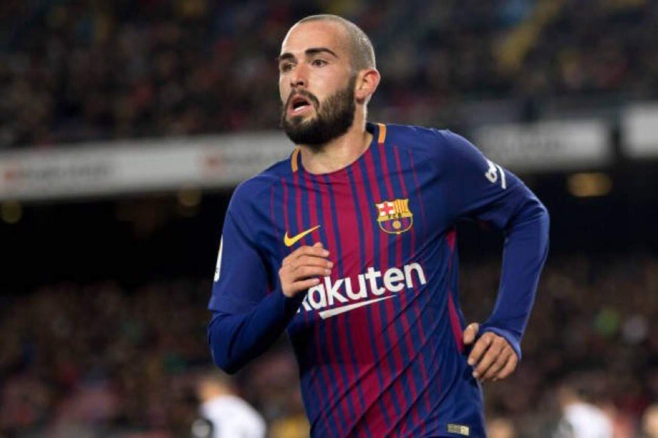 De esta forma, el jugador viaja a Barcelona con permiso de la entidad azulgrana para cerrar su traspaso al Sevilla por unos nueve millones de euros y para un contrato de cuatro temporadas. (ARCHIVO)