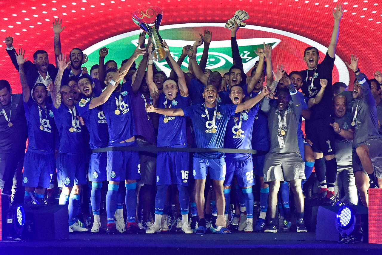 Porto se proclamó campeón al derrotar 3-1 al Desportivo das Aves. (EFE)