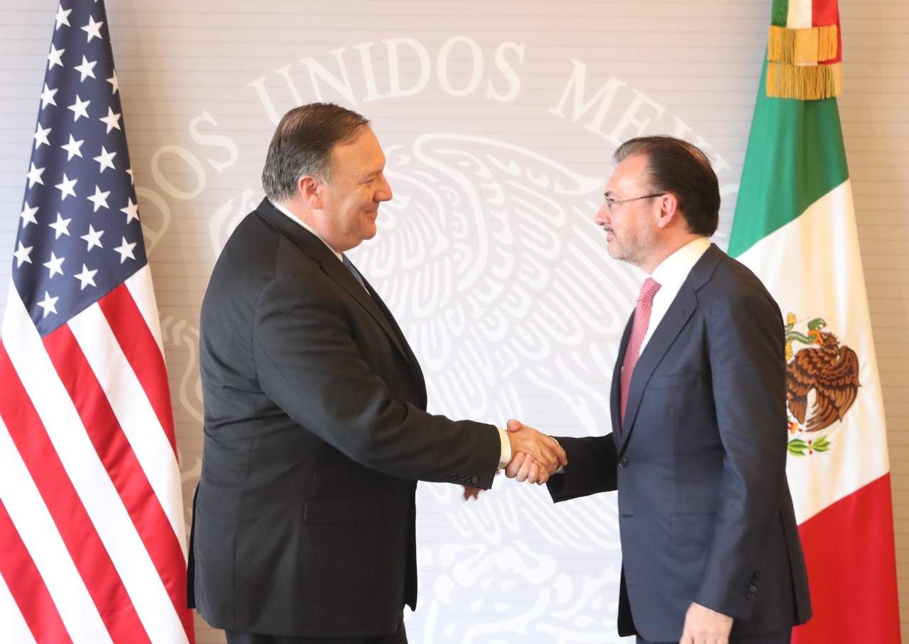  El secretario de Estado de EE.UU., Mike Pompeo, y su homólogo mexicano, Luis Videgaray, han coincidido en la 'importancia' de llegar a un acuerdo sobre el Tratado de Libre Comercio de América del Norte (TLCAN), apuntó hoy la diplomacia estadounidense. (ARCHIVO)