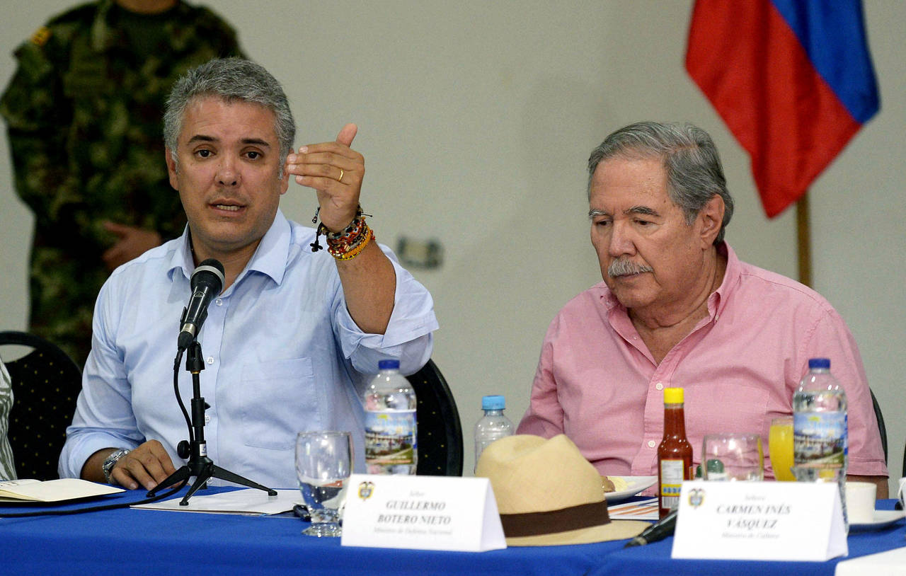 Cambio. Se anunció el retiro de Colombia de la Unión de Naciones Suramericanas (Unasur), como parte de los nuevos lineamientos de política exterior del presidente Iván Duque (Izq.).