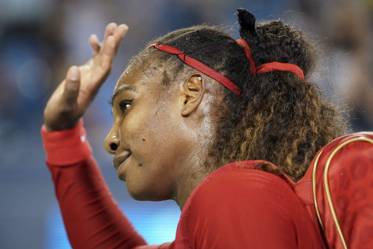 La estadounidense Serena Williams se despidió en la segunda ronda al caer 6-3, 2-6, 6-3 frente a la checa Petra Kvitova. (AP)