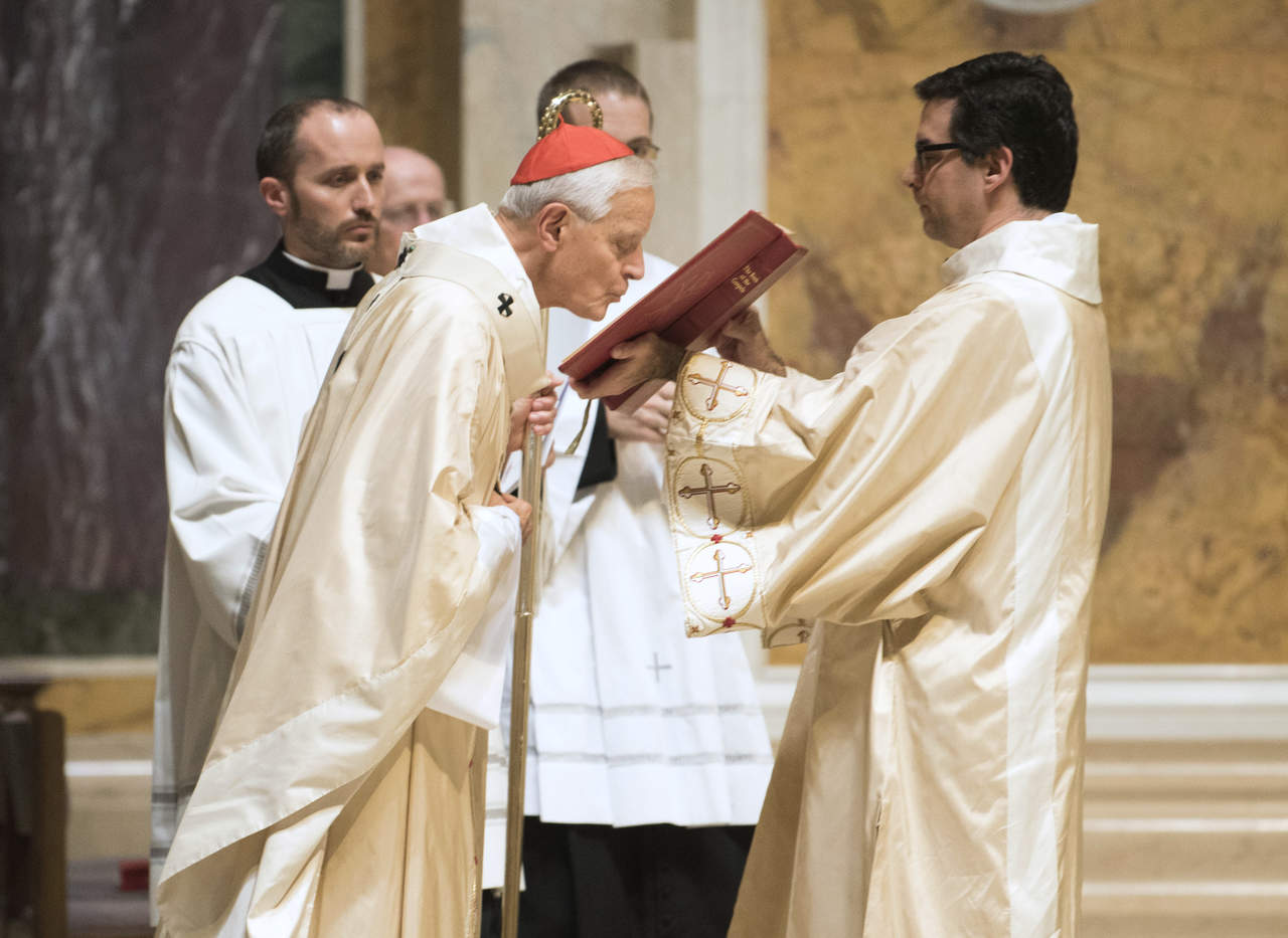 Sacude al Vaticano abuso de clérigos 