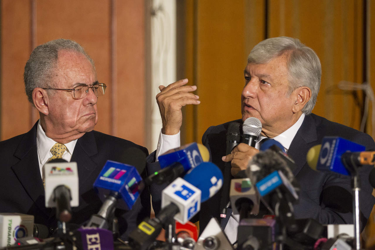 De acuerdo con López Obrador, los recursos para la elaboración de la consulta podrían salir del fondo de transición. (NOTIMEX)