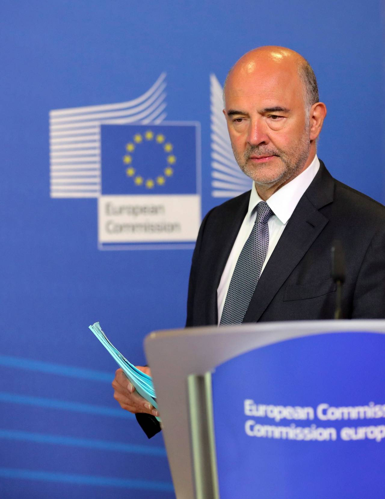 Tras ocho años.  Moscovici celebró hoy el fin 'histórico' de ocho años de programas de rescate de la economía de Grecia, que consideró que fueron 'dolorosos' para el pueblo heleno. (EFE)