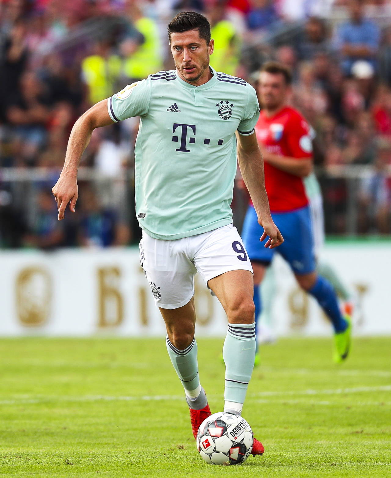 Robert Lewandowski juega en el Bayern Munich desde la campaña 2014-2015. Lewandowski afirma que seguirá en Bayer Munich