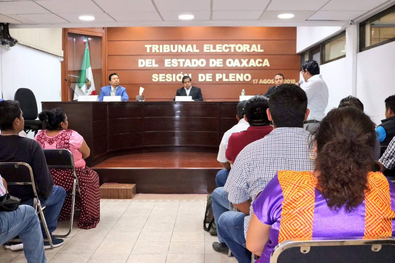 Los magistrados del Tribunal Electoral del Estado de Oaxaca (TEEO) quitaron a Morena siete de ocho diputaciones plurinominales. (TWITTER)