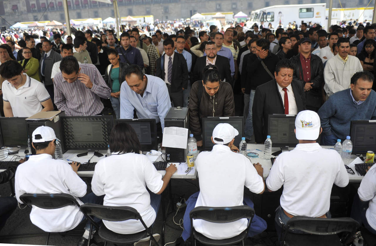Entre las entidades que reportaron la mayor desocupación en el país, se encuentran: Tabasco con una tasa de 6.5%; Ciudad de México, 4.5%; y Nayarit, 4.4%. Le siguieron en orden de importancia: Querétaro, 4.3%; Durango, 4.2% y el Estado de México, 4.1%. (ARCHIVO)