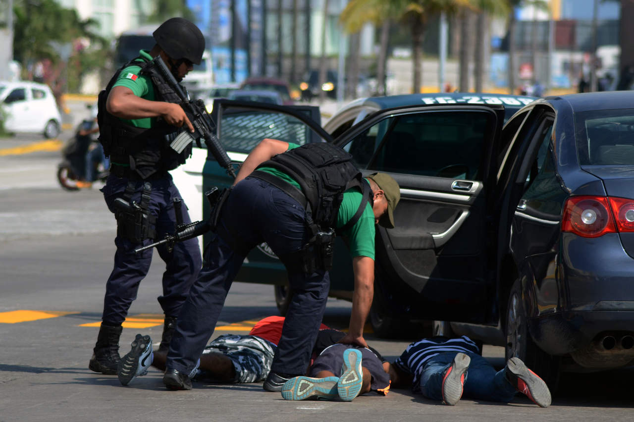 En México uno de cada dos adolescentes sufrió algún tipo de violencia física al momento de su detención durante 2017, de acuerdo con el Instituto Nacional de Estadística y Geografía (Inegi). (ARCHIVO) 