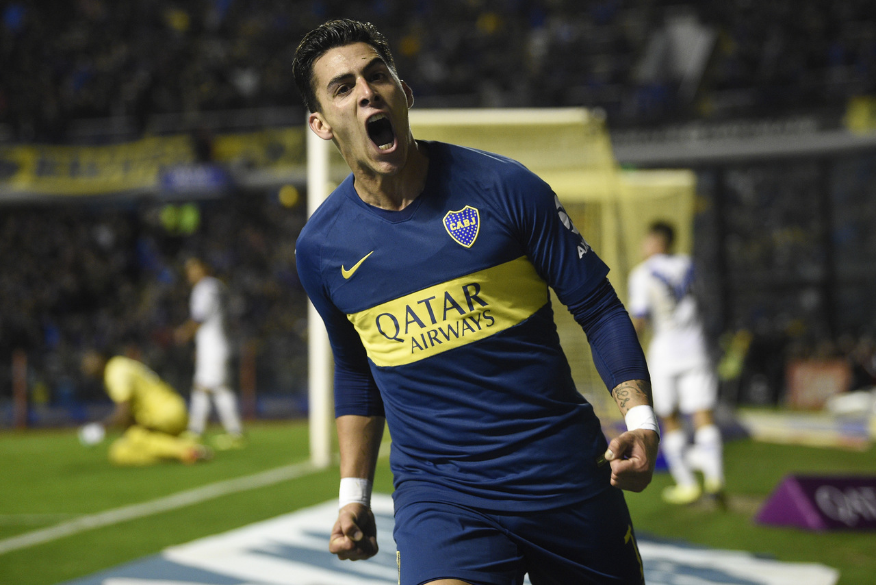 Cristian Pavón, de Boca Juniors, festeja su gol durante el juego de la Fecha 4 de la Superliga.