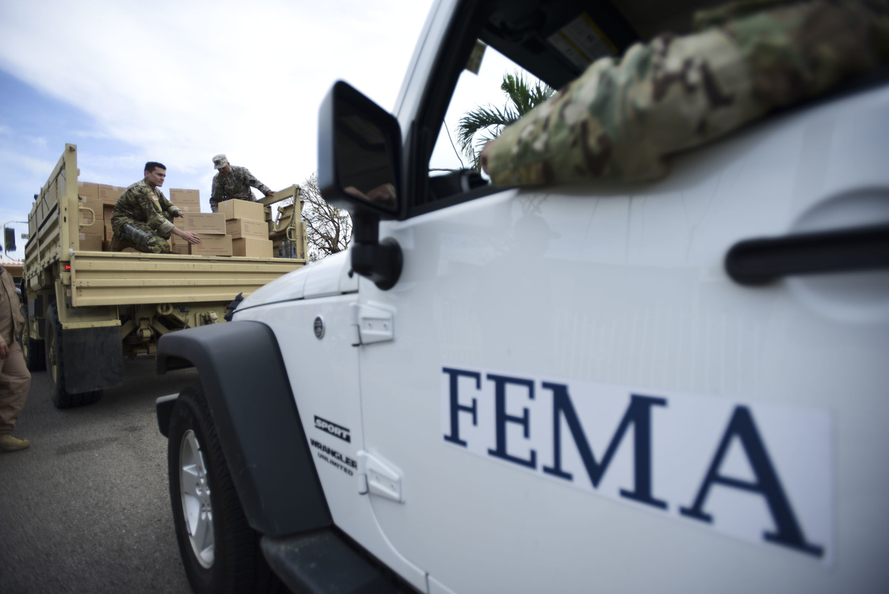 Reporte. La FEMA no previó que no contaría con el apoyo de funcionarios locales en Puerto Rico. (AP)