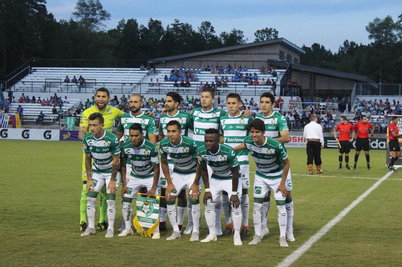 Todos los goles fueron anotados en la segunda mitad, marcaron Osvaldo Martínez, Ulises Rivas y Edwuin Cetré.