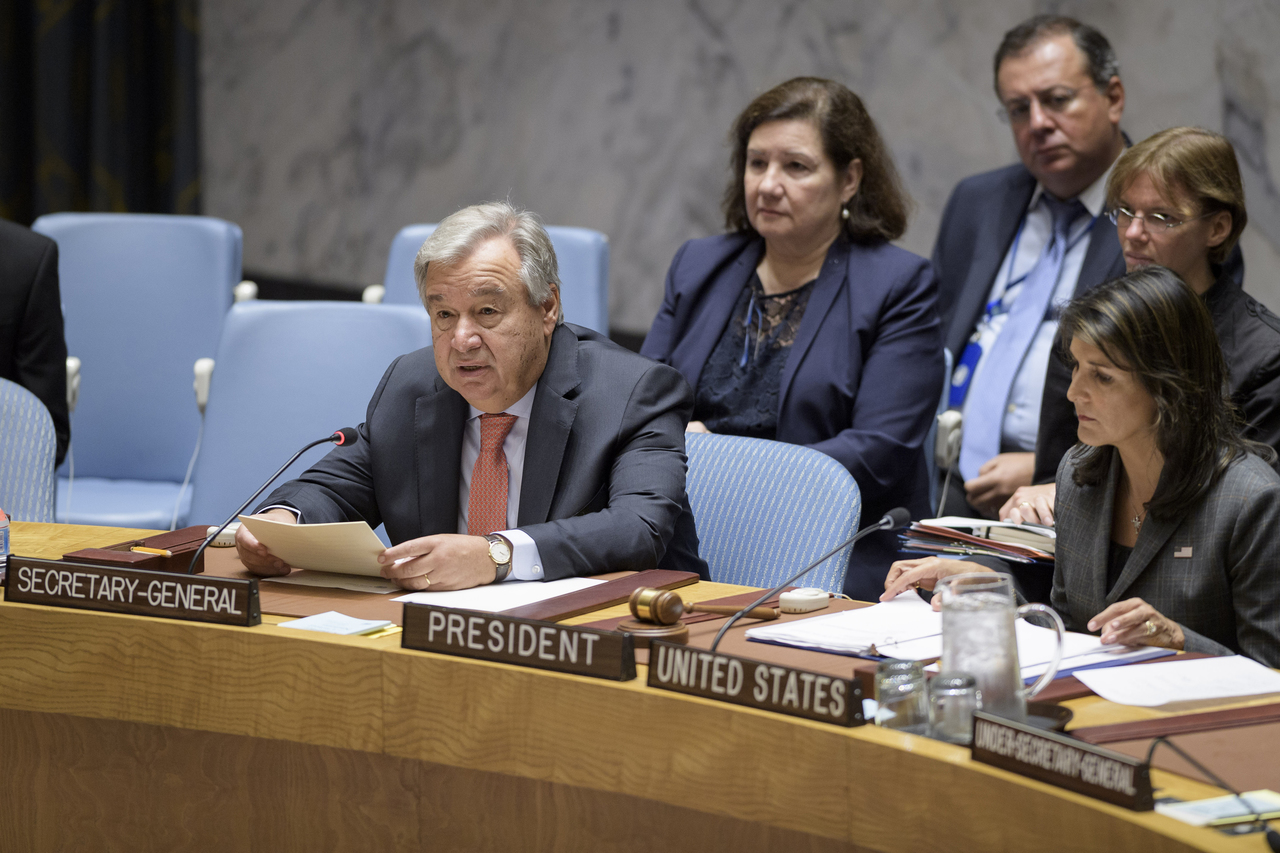 Critica. 'Necesitamos dejar rápidamente nuestra dependencia en combustibles fósiles', dijo António Guterres ayer en la ONU. (AP)