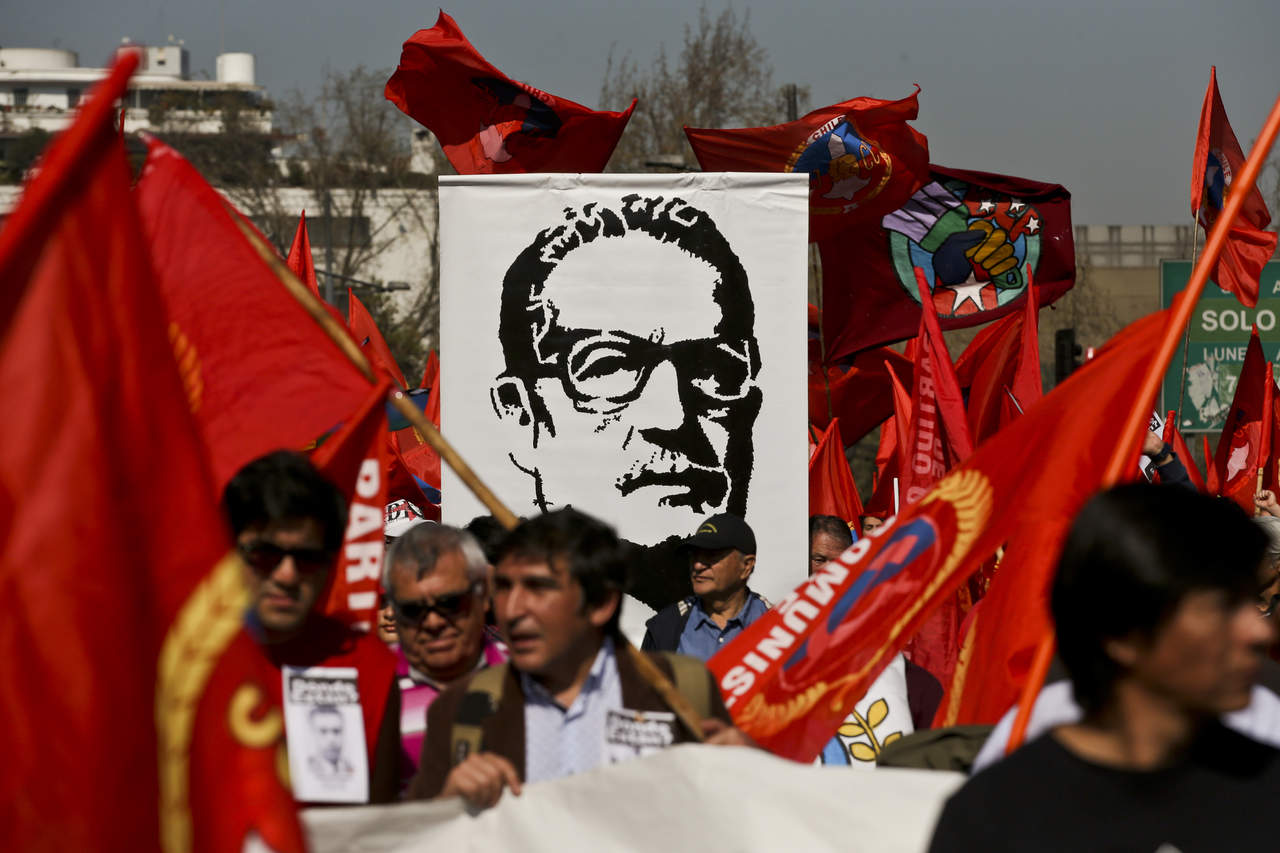 Salvador Allende concentró los homenajes del mundo político en la conmemoración del 45 aniversario del golpe militar que el 11 de septiembre de 1973 terminó con su Gobierno y con su vida. (AP)