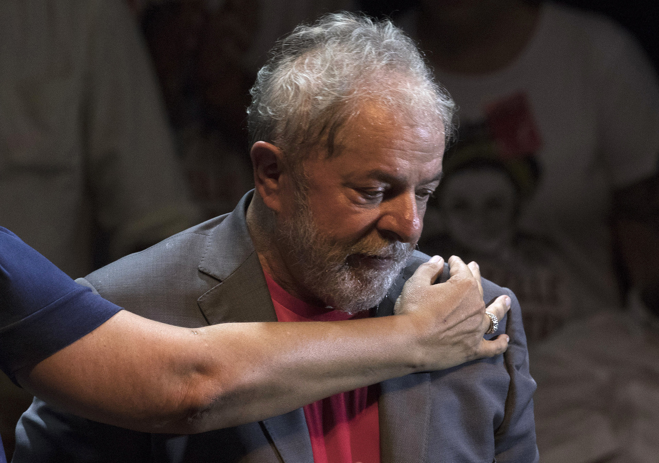 Declina. Lula sufre nuevo revés judicial tras desistir de candidatura presidencial en Brasil. (AP)