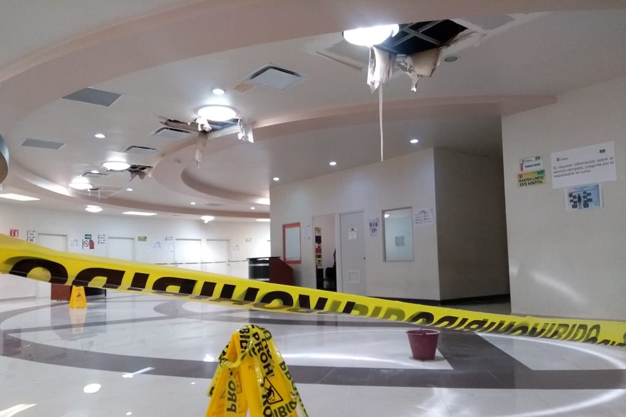 Riesgos. Cada que se registran lluvias en la región Lagunera, el Hospital General de Torreón presenta daños en su infraestructura. (ANGÉLICA SANDOVAL)
