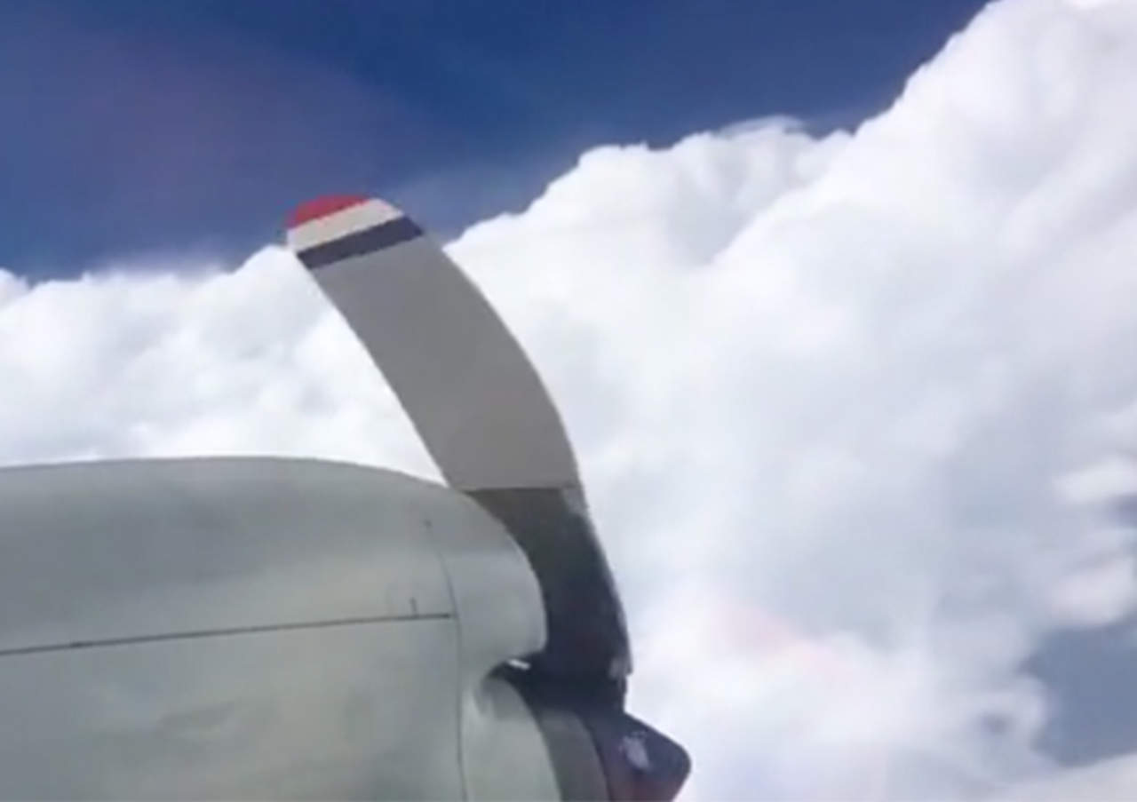 VIDEO: Avión vuela a través del ojo del huracán Florence