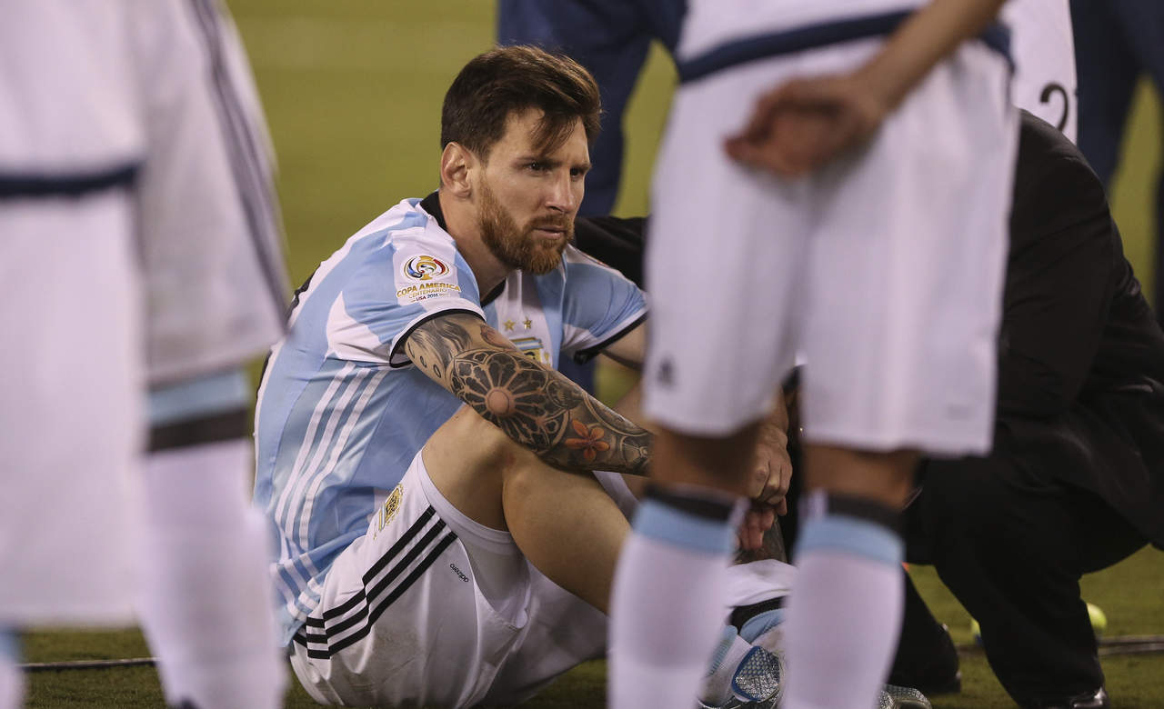 El jugador argentino falló un penal en aquella serie ante Chile por la Copa América Centenario 2016. (ARCHIVO)