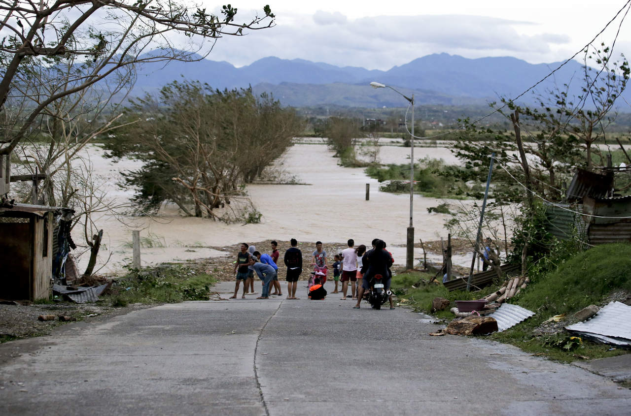Mangkhut deja rastro de devastación en Filipinas y una decena de víctimas. (AP) 
