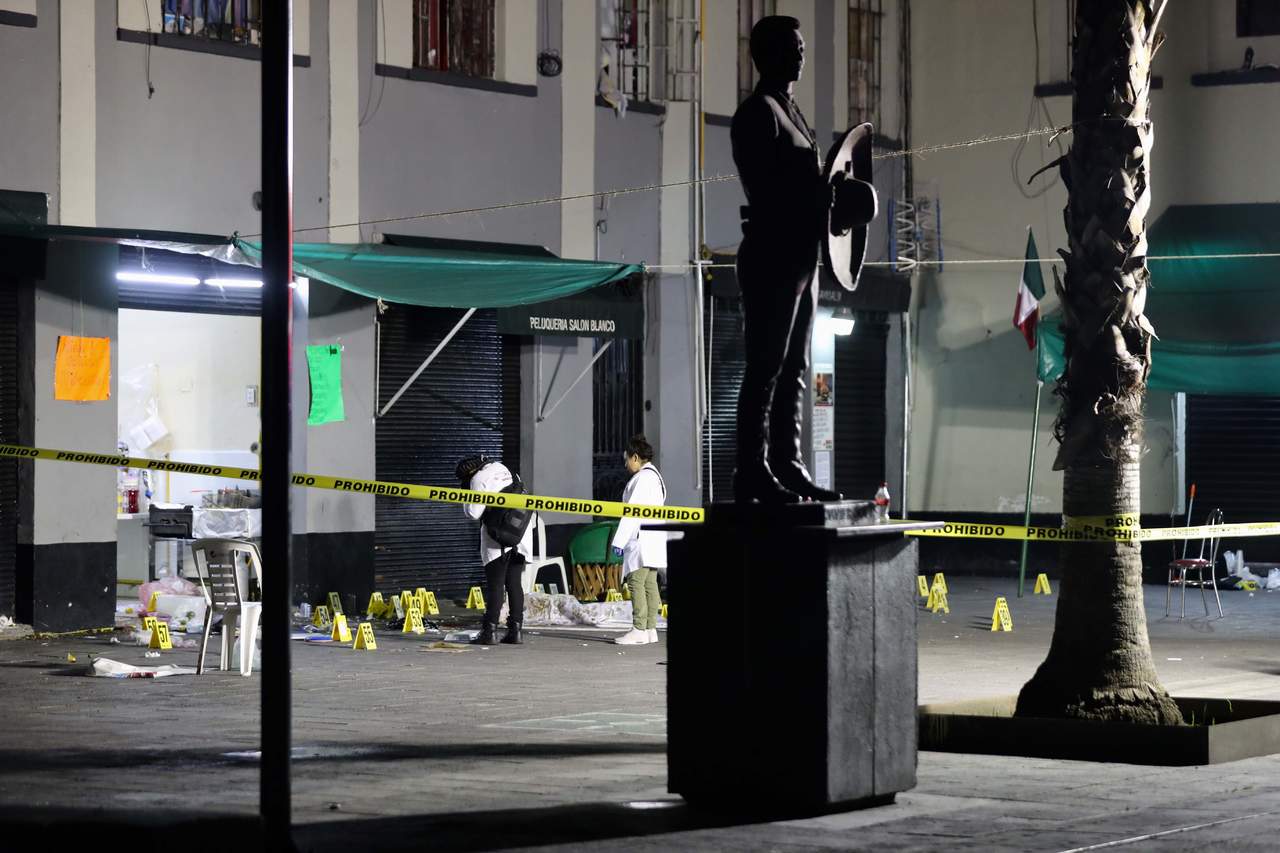 En la turística plaza de Garibaldi de la Ciudad de México, se registró una balacera que dejó un saldo de cuatro personas muertas y nueve lesionados. (ARCHIVO)